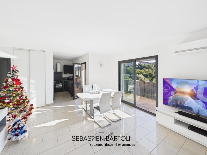 Appartement - 67 m² - 3 pièces