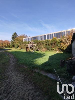 Maison - 279 m² - 12 pièces