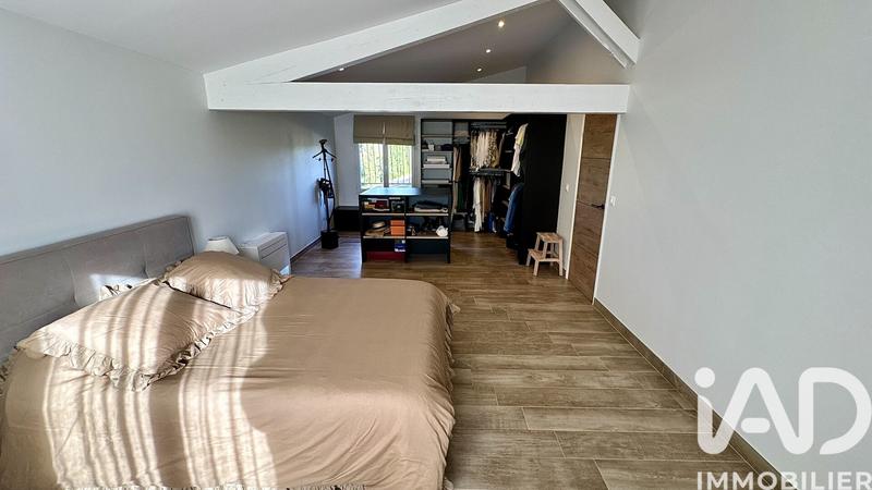 Maison - 177 m² - 6 pièces