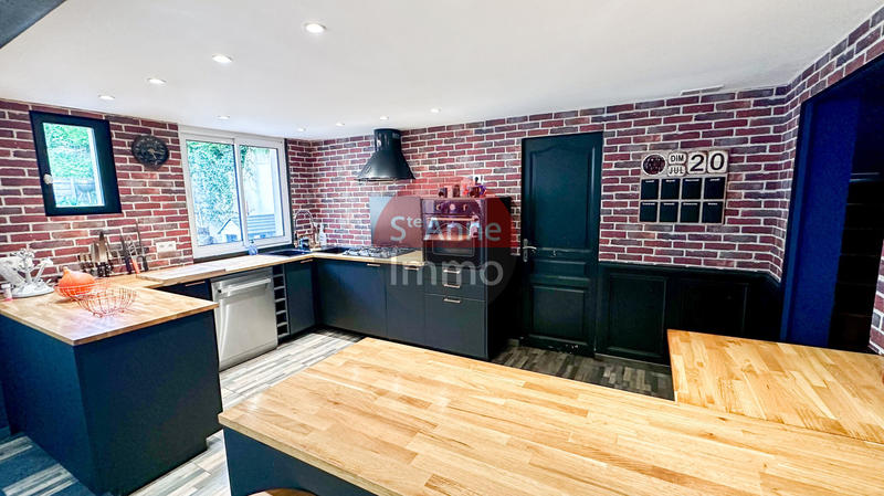 Maison - 150 m² - 7 pièces