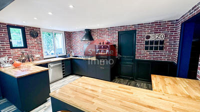 Maison - 150 m² - 7 pièces