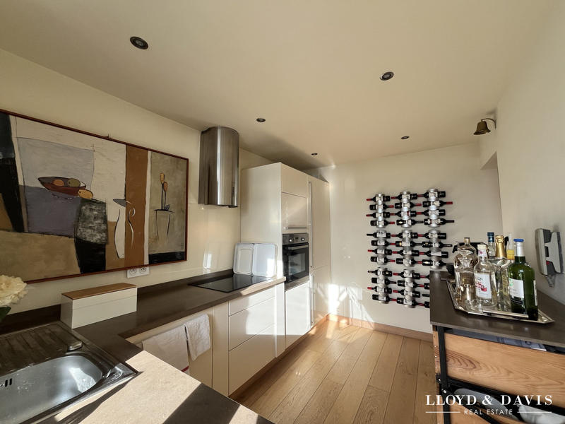 Appartement - 96 m² - 5 pièces