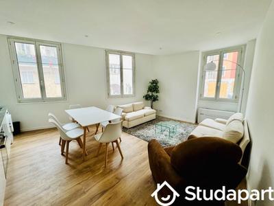 Appartement - 70 m² - 3 pièces