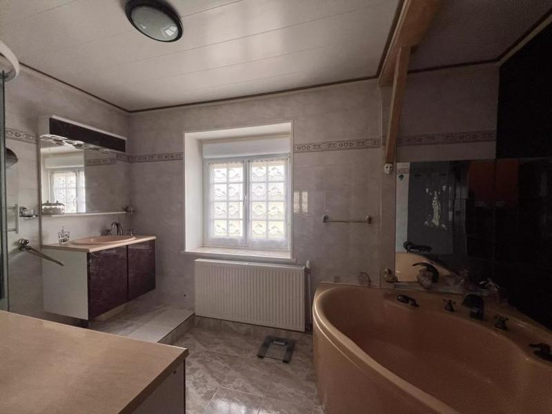 Maison - 92 m² - 5 pièces