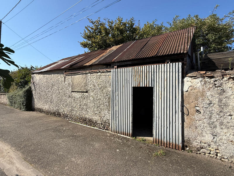 Parking / Garage - 30 m²