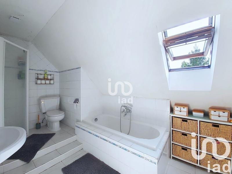 Maison - 96 m² - 5 pièces