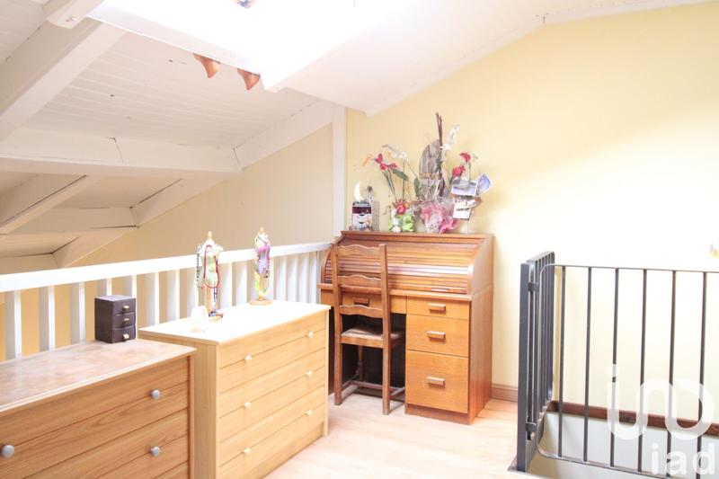 Maison - 99 m² - 5 pièces