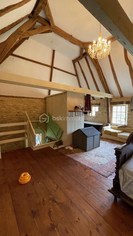 Demeure - 226 m² - 7 pièces