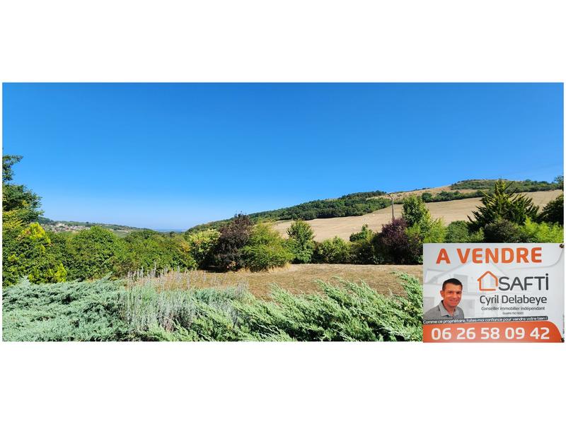 Maison - 370 m² - 9 pièces