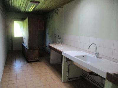 Maison - 258 m² - 9 pièces