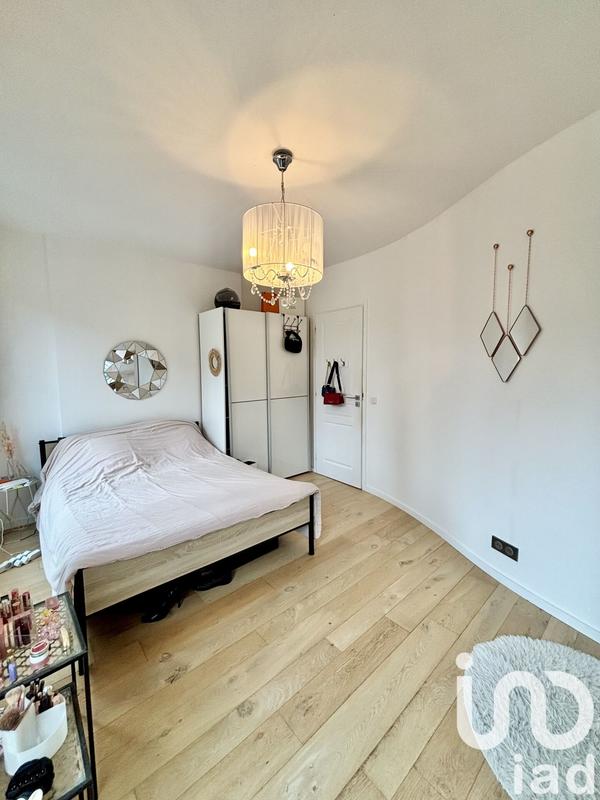 Appartement - 136 m² - 6 pièces