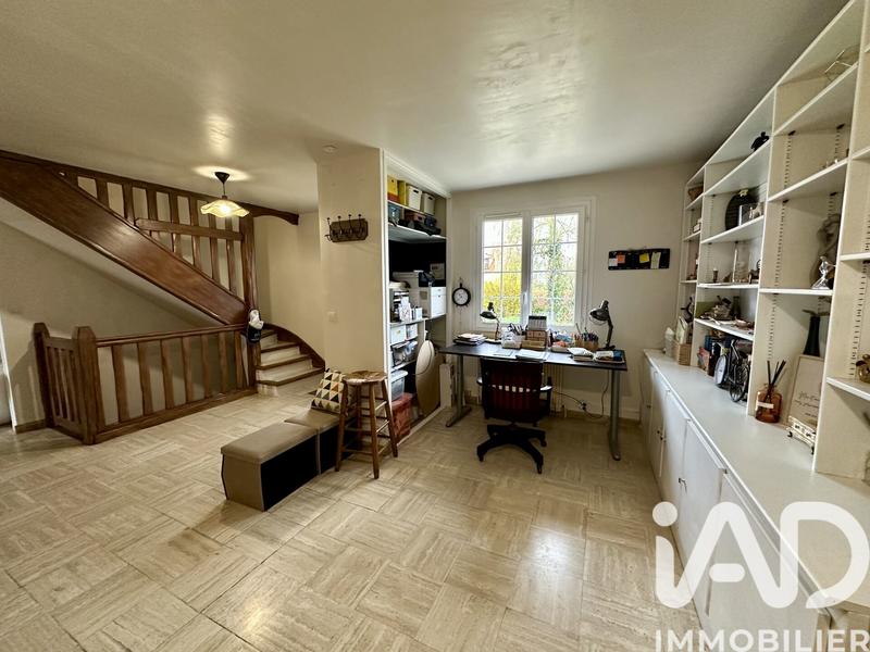 Maison - 341 m² - 11 pièces