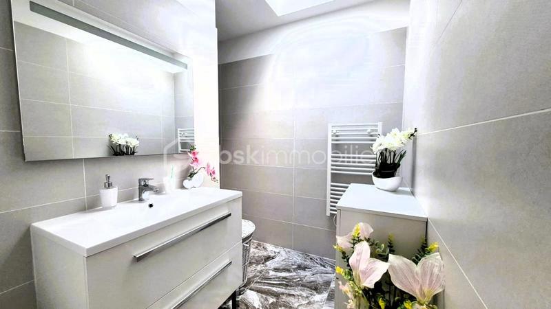 Villa - 100 m² - 4 pièces