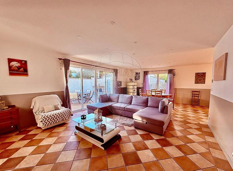 Maison - 138 m² - 5 pièces