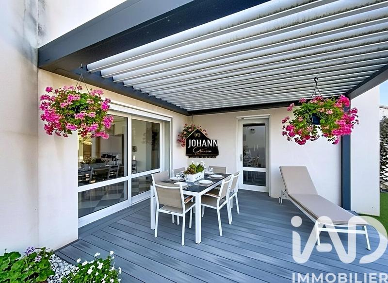 Maison de maîtres - 335 m² - 11 pièces