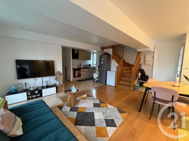 Maison - 84 m² - 4 pièces