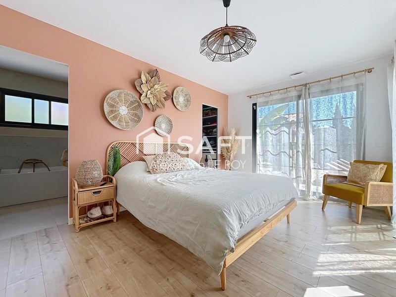 Maison - 212 m² - 8 pièces