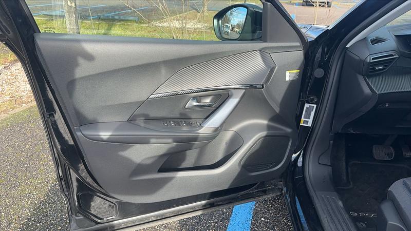 Peugeot 2008 136 50 kWh Allure