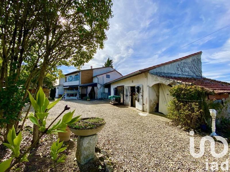 Maison - 209 m² - 7 pièces