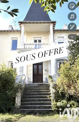 Maison - 240 m² - 10 pièces