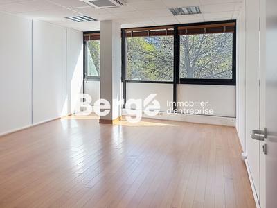 Bureau - 154 m²
