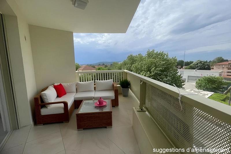 Appartement - 64 m² - 3 pièces