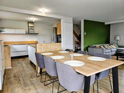 Maison - 110 m² - 5 pièces