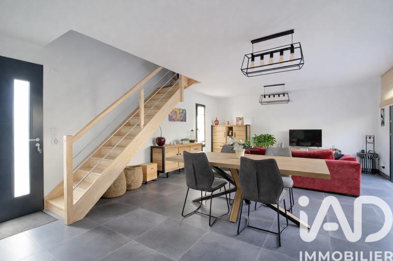 Maison - 87 m² - 4 pièces