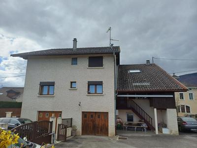 Maison - 339 m² - 15 pièces