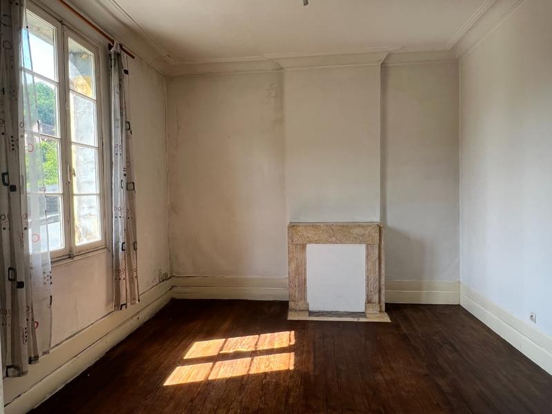 Maison - 200 m² - 10 pièces