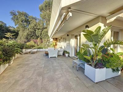 Appartement - 109 m² - 4 pièces