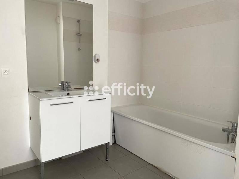 Appartement - 57 m² - 3 pièces