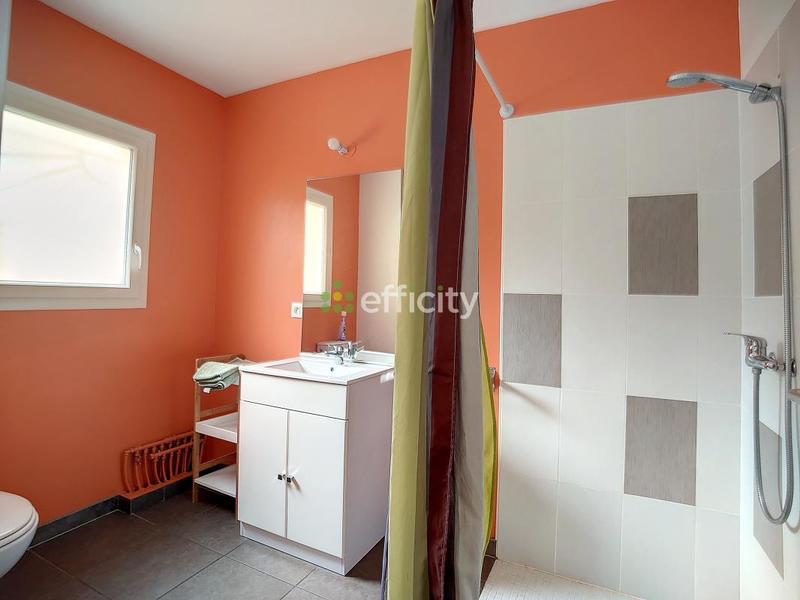 Maison - 332 m² - 24 pièces