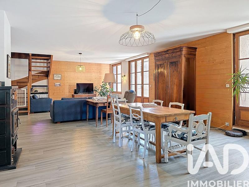 Maison de village - 198 m² - 7 pièces