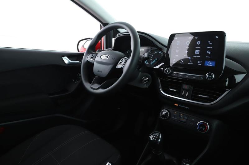 Ford Fiesta 1.1 Business 5p 85 ch