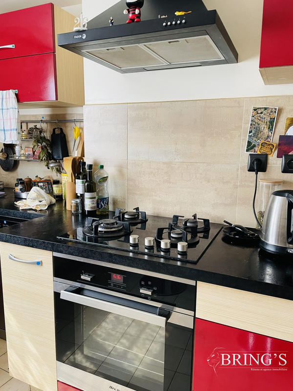 Maison traditionnelle - 175 m² - 7 pièces