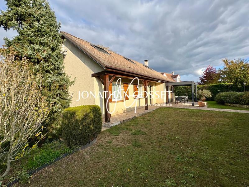 Maison - 138 m² - 7 pièces