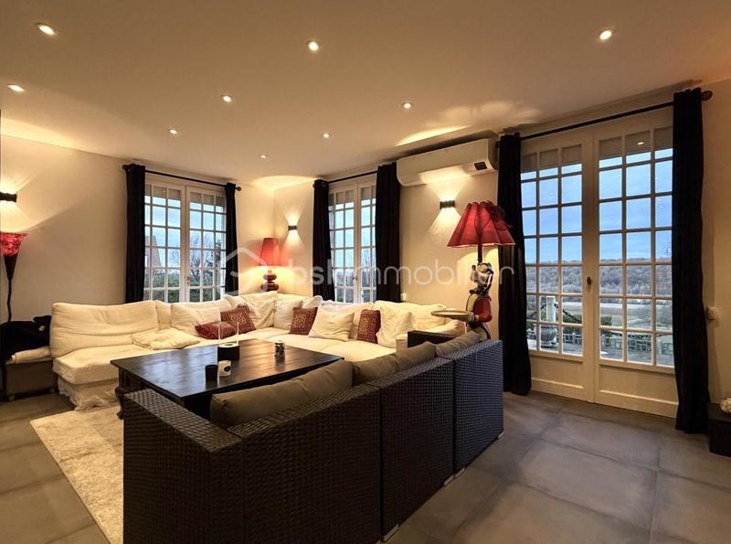 Maison - 149 m² - 6 pièces