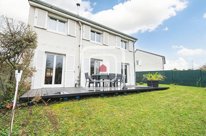 Maison - 124 m² - 6 pièces