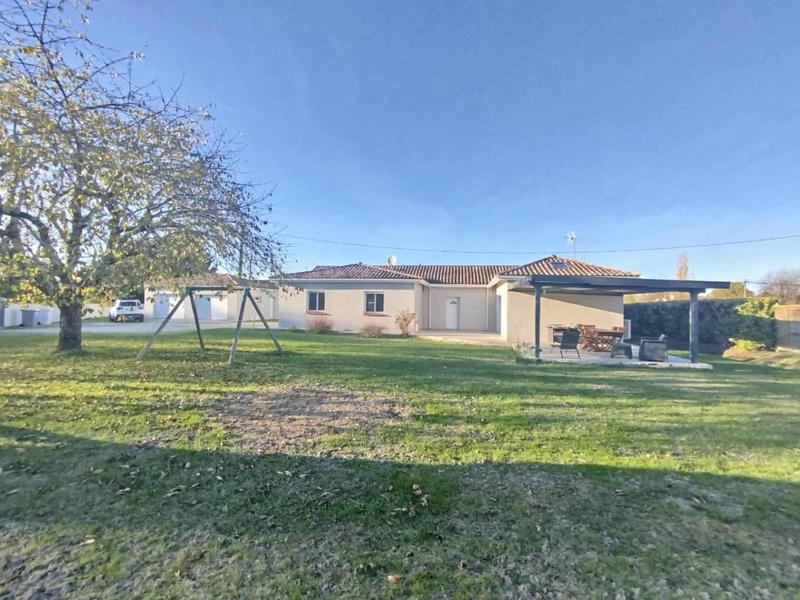 Propriété - 131 m² - 4 pièces