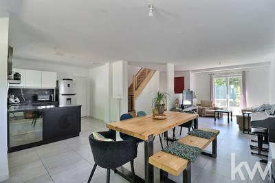 Maison - 131 m² - 6 pièces