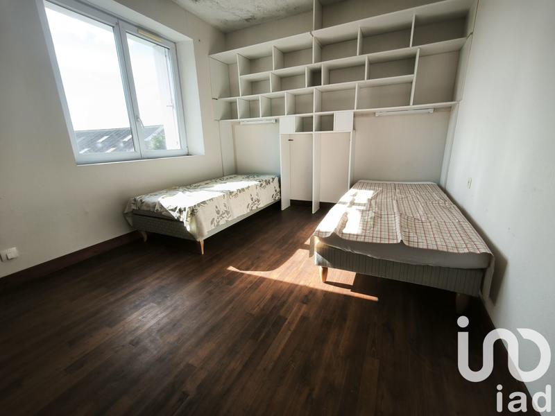 Maison - 208 m² - 10 pièces