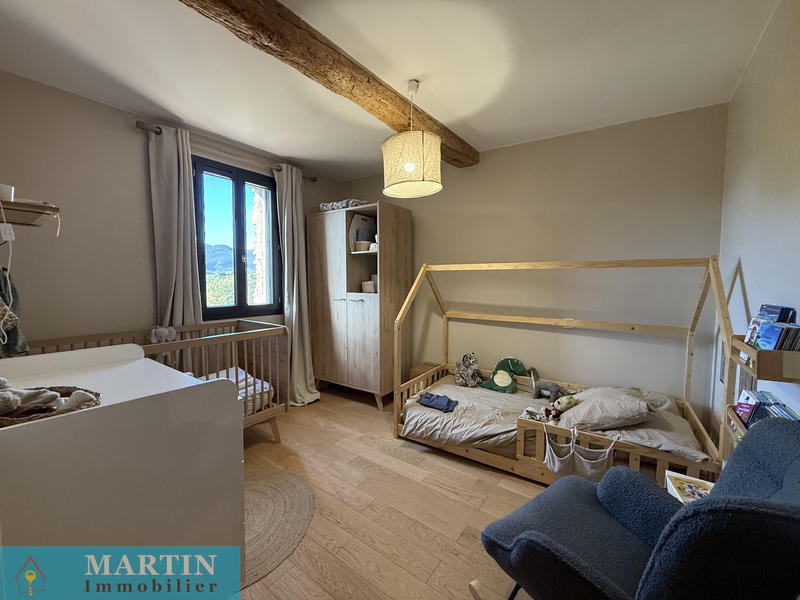 Maison de village - 180 m² - 4 pièces