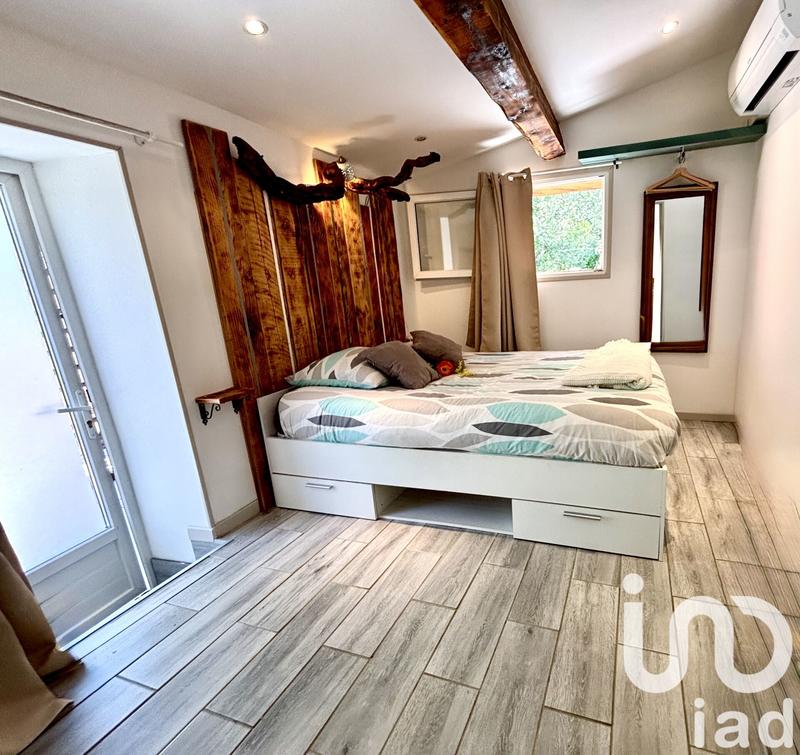 Maison - 248 m² - 8 pièces