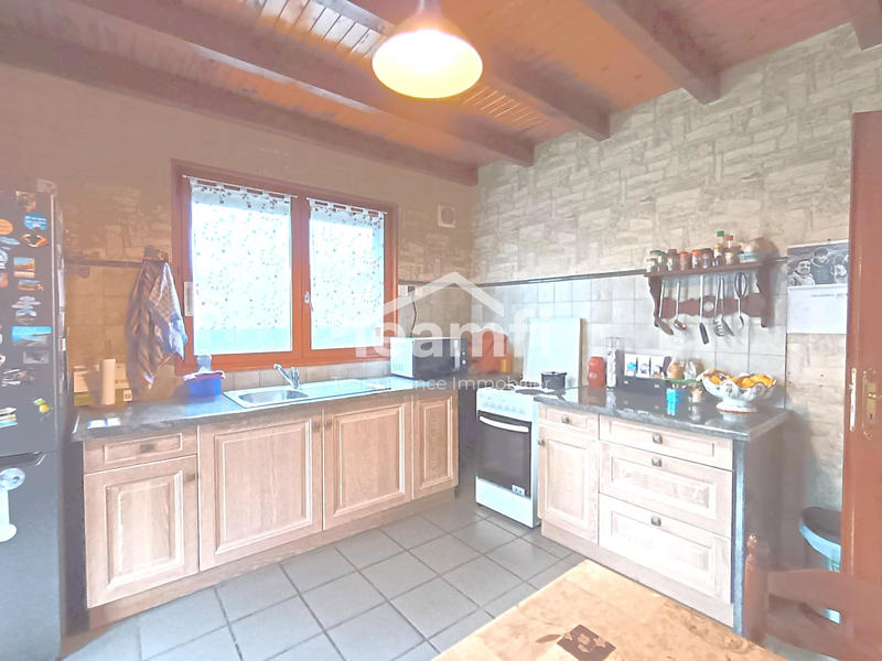 Maison - 134 m² - 7 pièces
