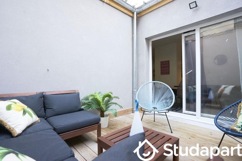 Chambre - 11 m² - 1 pièce