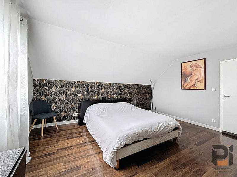 Maison - 168 m² - 6 pièces