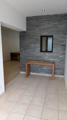 Local commercial - 75 m² - 4 pièces