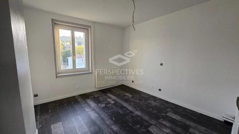 Appartement - 90 m² - 3 pièces