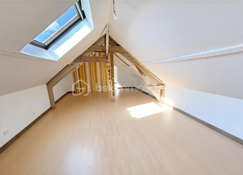 Maison - 135 m² - 8 pièces